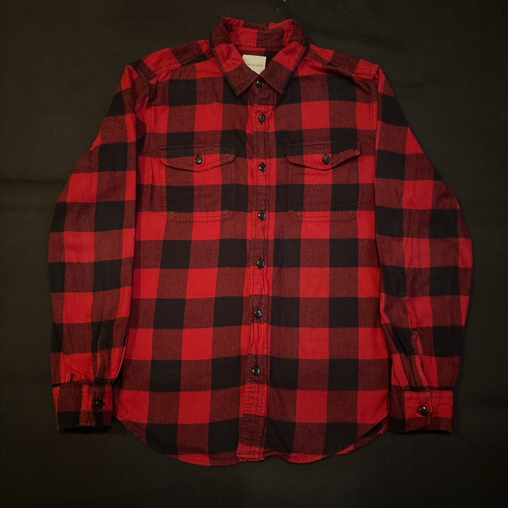 American Eagle Outfitters Red and Black Checkered Men's Shirt
